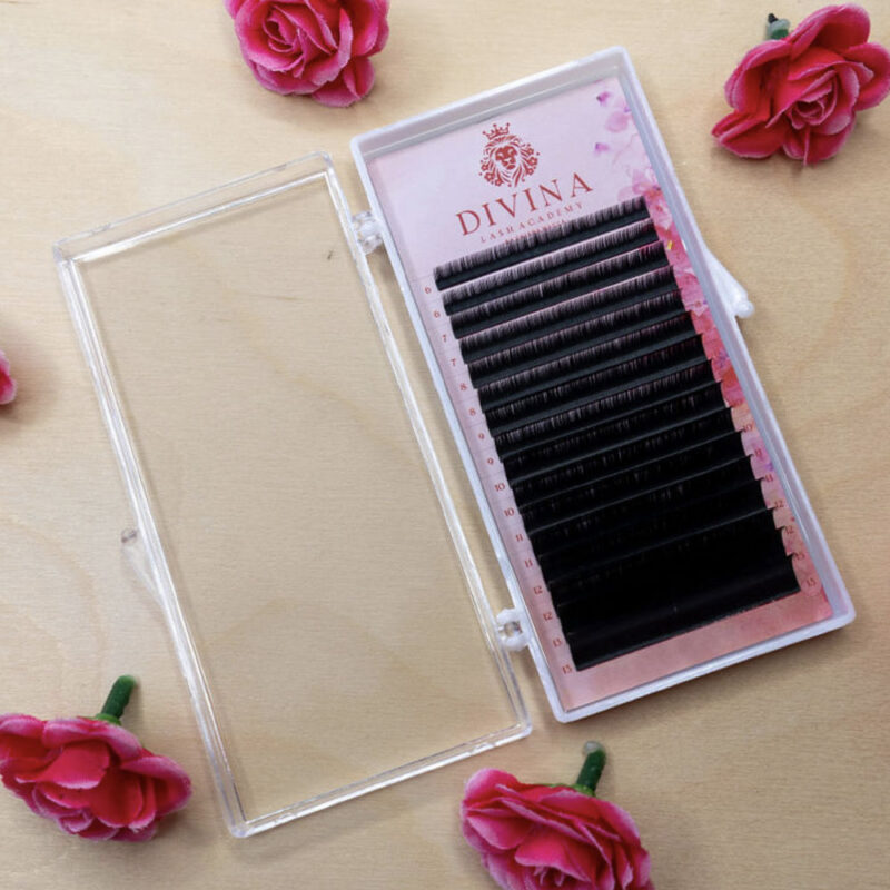 DIVINA LASHES